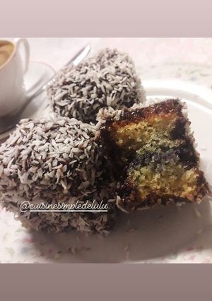 Une photo de Lamington à la myrtille 🇭🇲