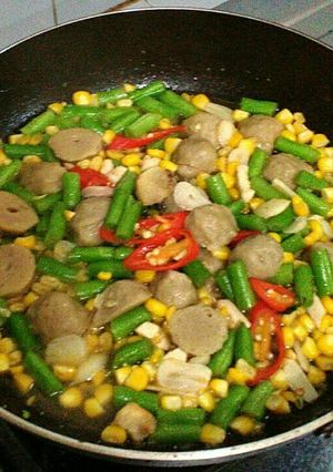 Foto resep Oseng baby buncis jagungmanis bakso