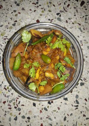 A picture of Potato pumpkin jackfruit seeds curry.