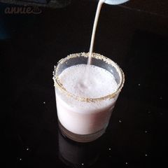 A picture of Poppy seeds milk shake..