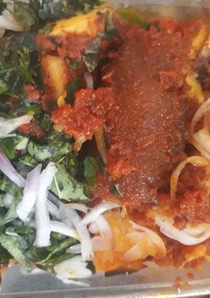 A picture of Roasted yam with pomo.