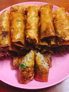 Hình của món Nem cá (vỏ nem giòn lâu).