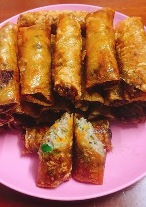 Hình của món Nem cá (vỏ nem giòn lâu).