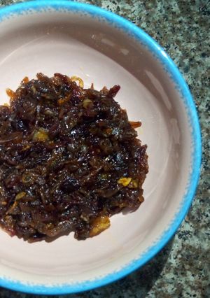 A picture of Caramelized Onions.