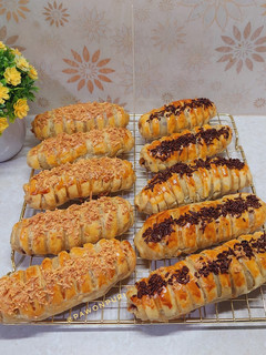 Foto resep Bolen Pisang Lilit (Puff Pastry)