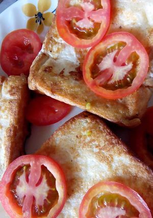 A picture of Toast mayai.