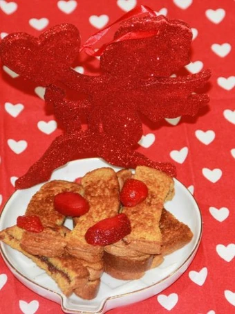 Easy Steps to Make Nutella Stuffed French Toast Sticks the Can Spoil the Tongue Can spoil the tongue