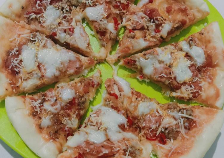 Cara Gampang Membuat Pizza ulen 3 menit ala mbak Fitrisasmaya yang Bikin Ngiler