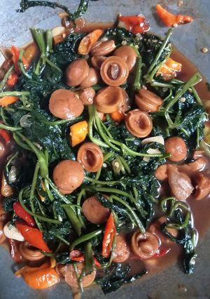 Foto resep Tumis kangkung sosis