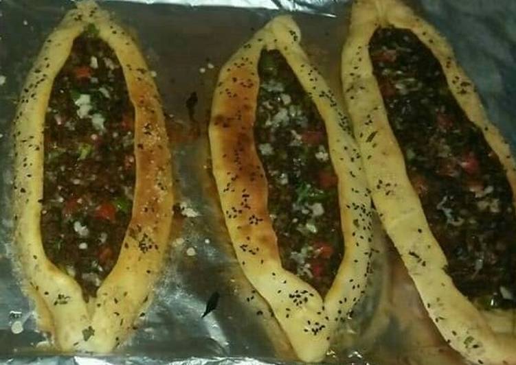 Recipe of Ultimate CHEESY TURKISH PIDE😋😍