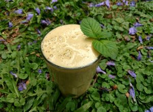 Una foto de Licuado smoothie de durazno y nuez 🍹