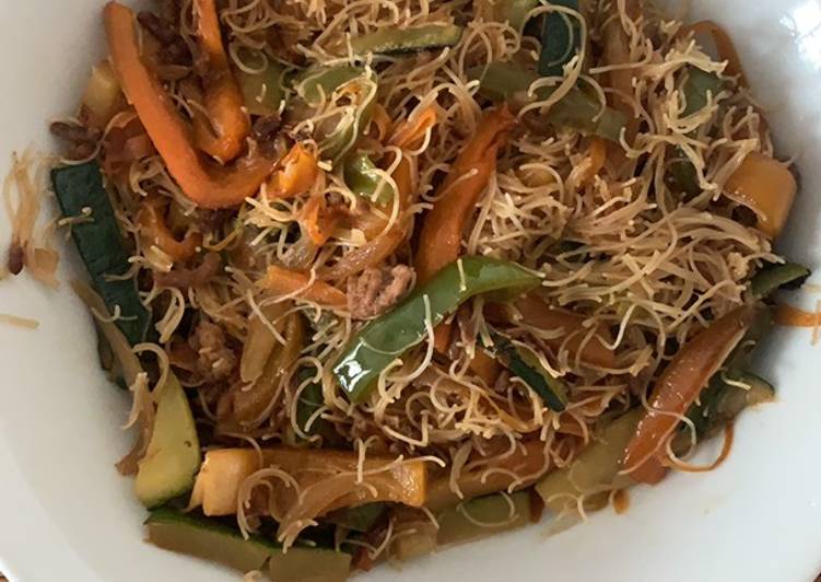 Fideos de arroz fritos