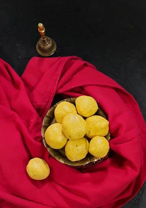 મગસ (Magas Recipe In Gujarati) રેસીપી મુખ્ય ફોટો