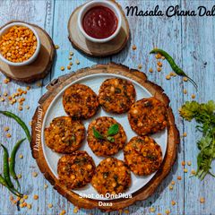 A picture of Paruppu Vadai / Masala Chana Dal Vada - Evening Snacks In Tamilnadu.