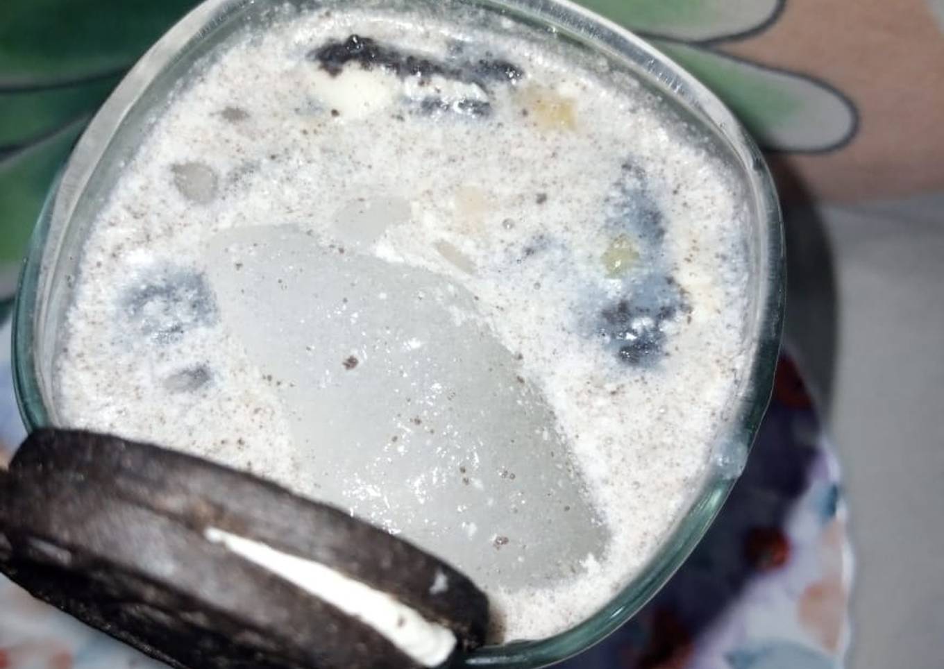 Banana Oreo Shake,