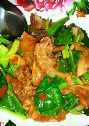 รูปของ ผัดซีอิ้วพื้นฐาน