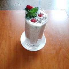 A picture of Raspberry smoothie 🍒🥤.