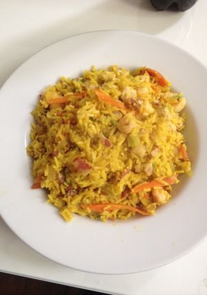 Una foto de Arroz chino con camarones