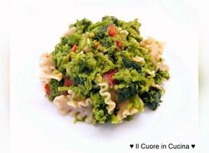 Foto di Pasta ai friarielli e pomodorini secchi