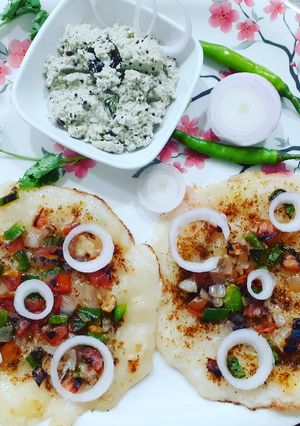 ઉત્તપમ (Uttpam Recipe In Gujarati) રેસીપી મુખ્ય ફોટો