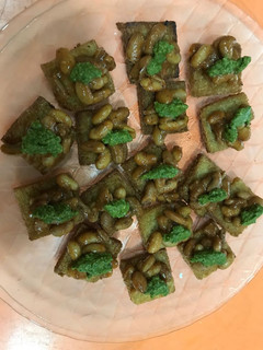 A picture of Kidney beans crostini.