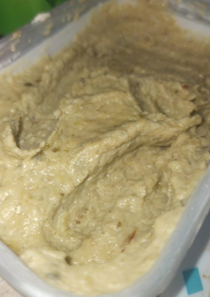 Una foto de Mantequilla de alcachofa