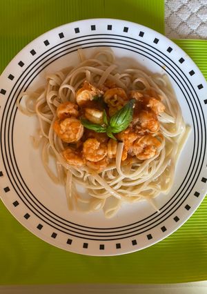 Una foto de Pasta con camarones