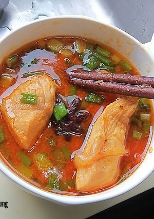 A picture of Sweet Non-spicy Curried Chicken Breast Stew.