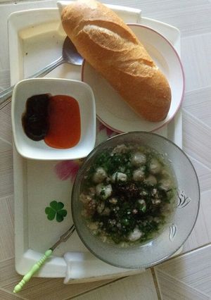 Hình của món Bò viên bánh mì đơn giản ngày chủ nhật.