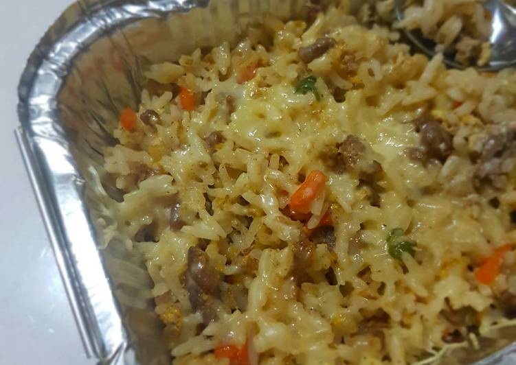 Baked cheesy rice