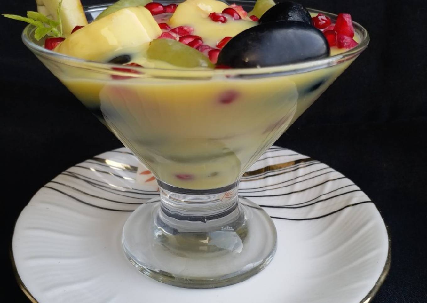 Fruit custard