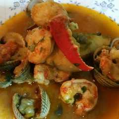 Foto principal de Caldereta de bogavante, bacalao y berberechos 