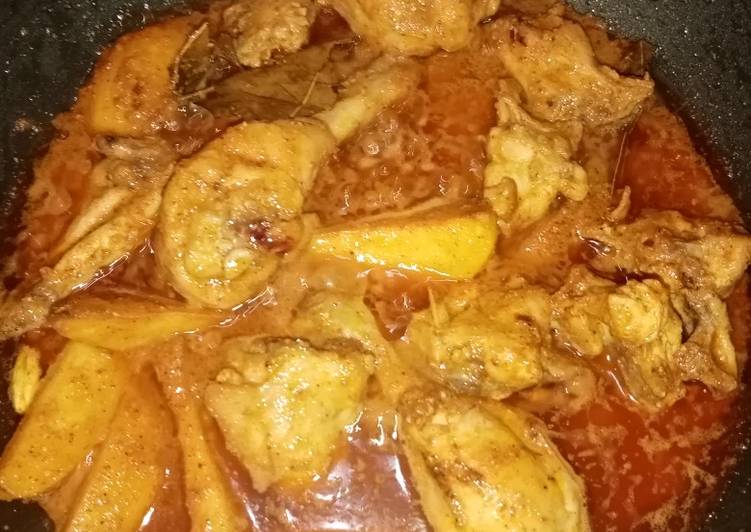 Recipe of Favorite Chicken aloo qurma