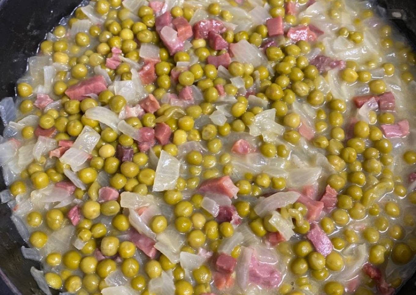 Guisantes con jamón