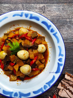 Foto resep Sambel goreng kentang, hati sapi & telur puyuh