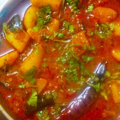 A picture of Gujarati Raswala Bateta nu Shake.