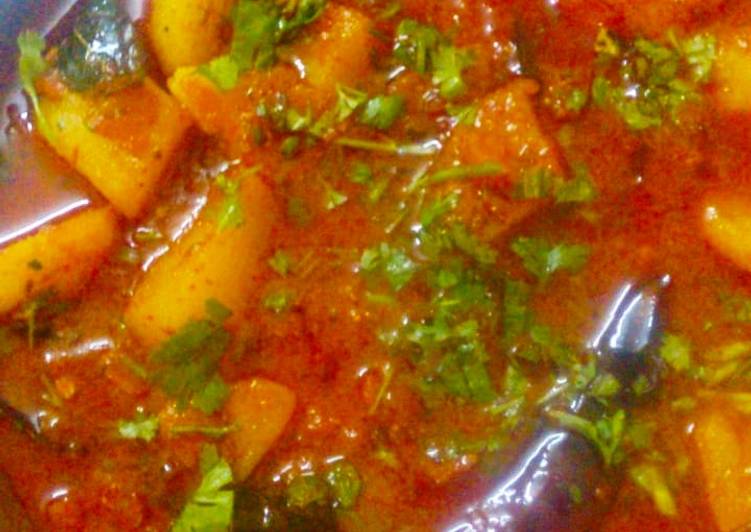 Recipe of Any-night-of-the-week Gujarati Raswala Bateta nu Shak