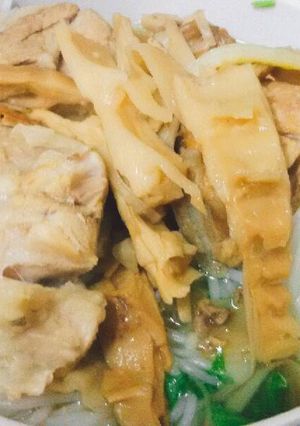 Hình của món Bún măng thịt heo.