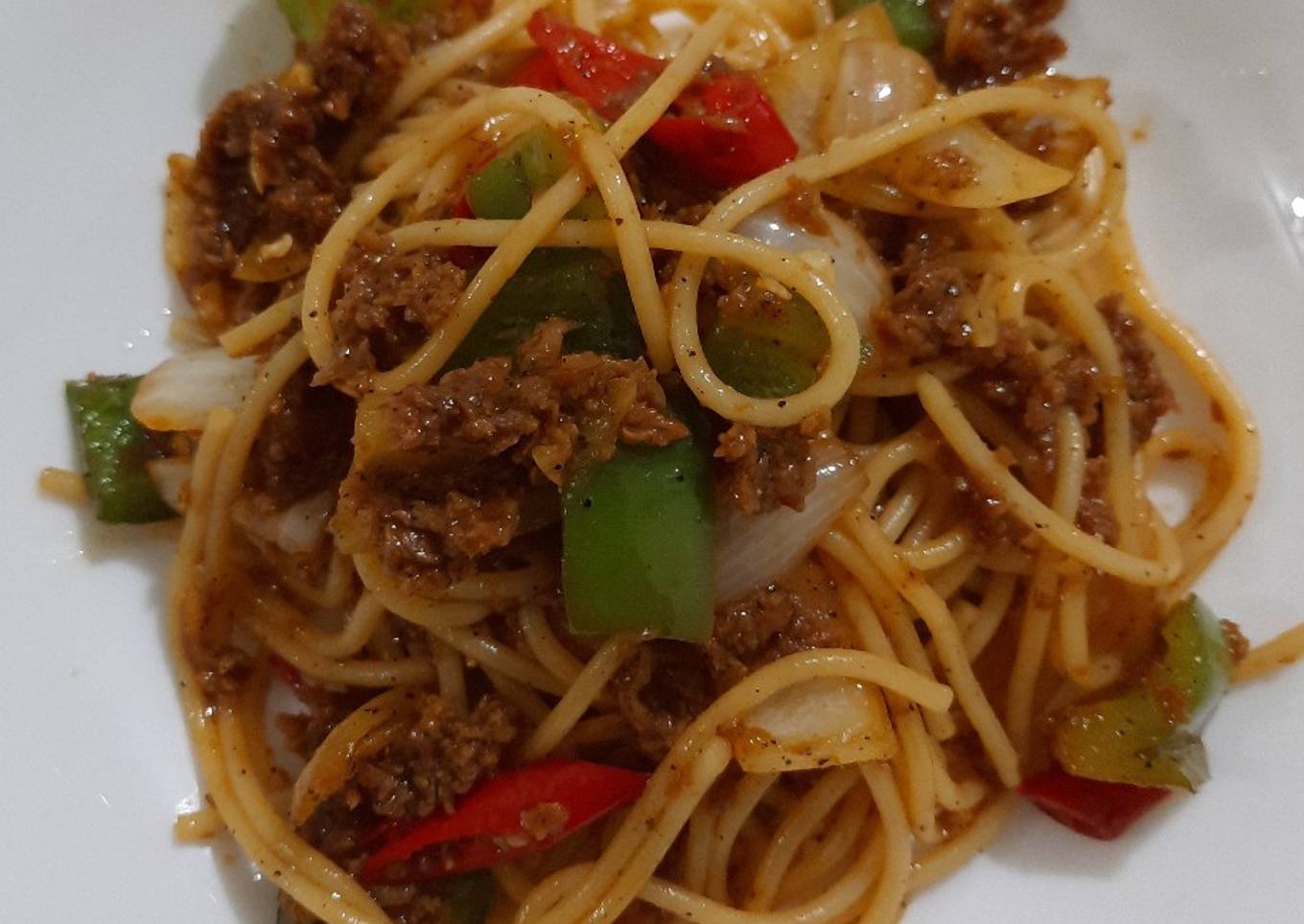 33. Beef Blackpepper Spagethi