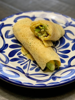 Una foto de Tortillas de garbanzo (Gluten free & dairy free)