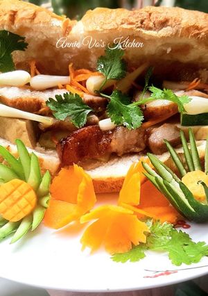 Hình của món Bánh mì thịt khìa.