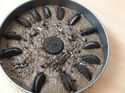 Una foto de cheesecake de oreo sin gelatina