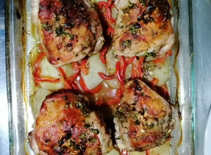 Una foto de Contramuslos de pollo al horno