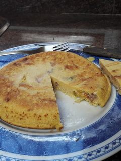Una foto de 🇪🇸 Tortilla "española" de manzana y fresa vegana 🍳