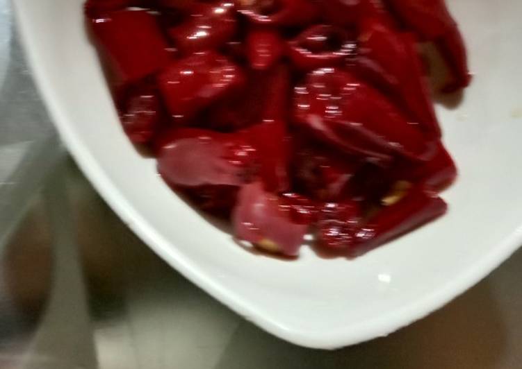 Red chilli pickle