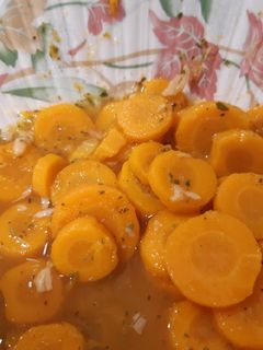 Una foto de Zanahorias aliñadas