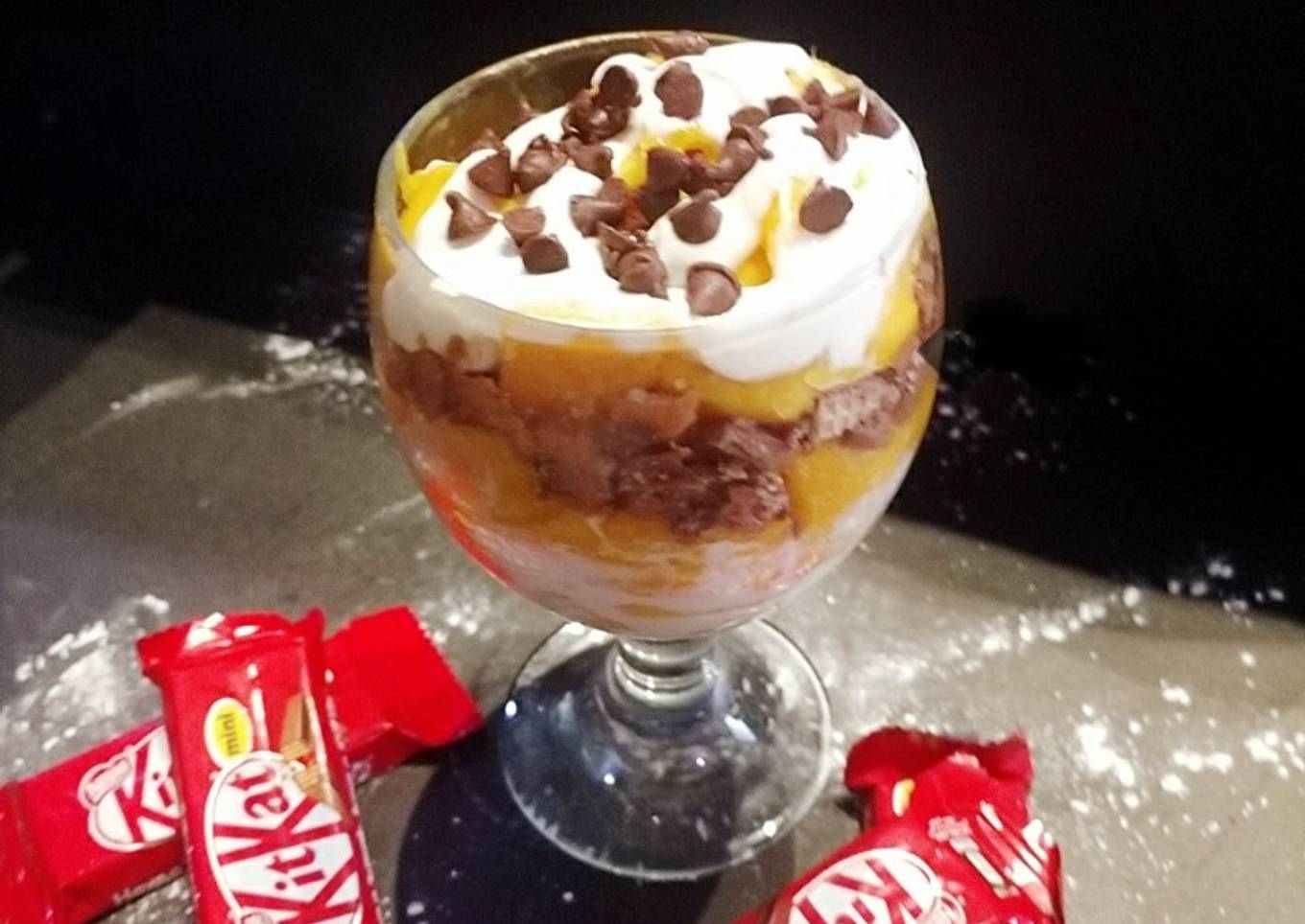 Creamy KitKat mangoes