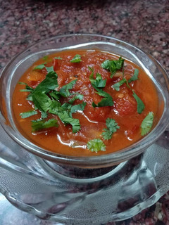 टमाटर की मीठी चटनी (Tamatar ki mithi chutney recipe in hindi) रेसिपी मुख्य फोटो