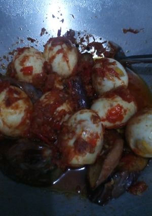 Foto resep Telur terong sambal bawang terasi...🥚🥚🥚🍆🍆