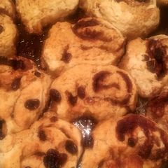 Maple cinnamon buns A picture of Maple cinnamon buns.